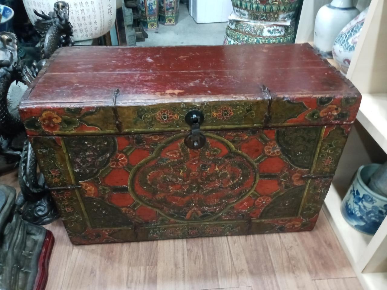 고관대작집 돈궤