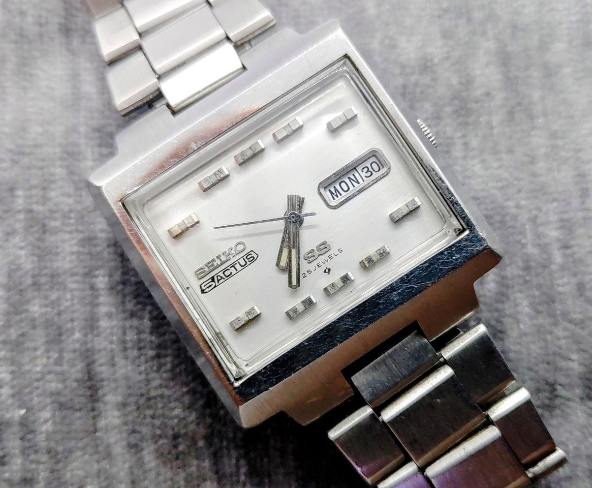 【오버홀】 엔틱 세이코 SS 엑투스 자동 사각시계 팝니다.