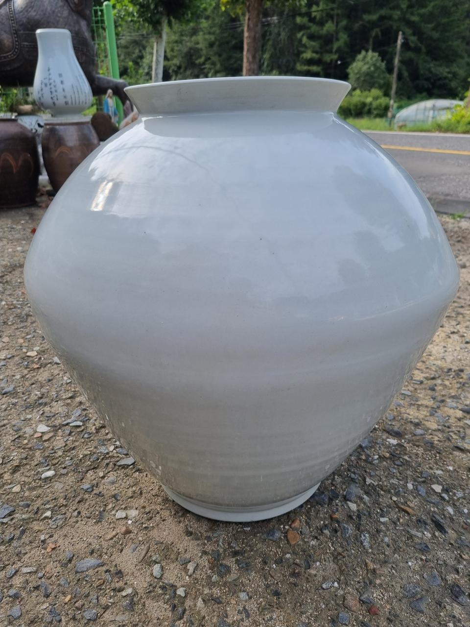 초대형 백자 달 항아리