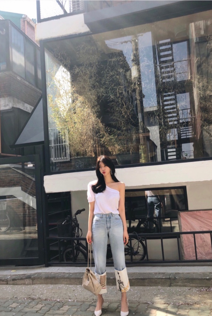 로에베 원숄더니트