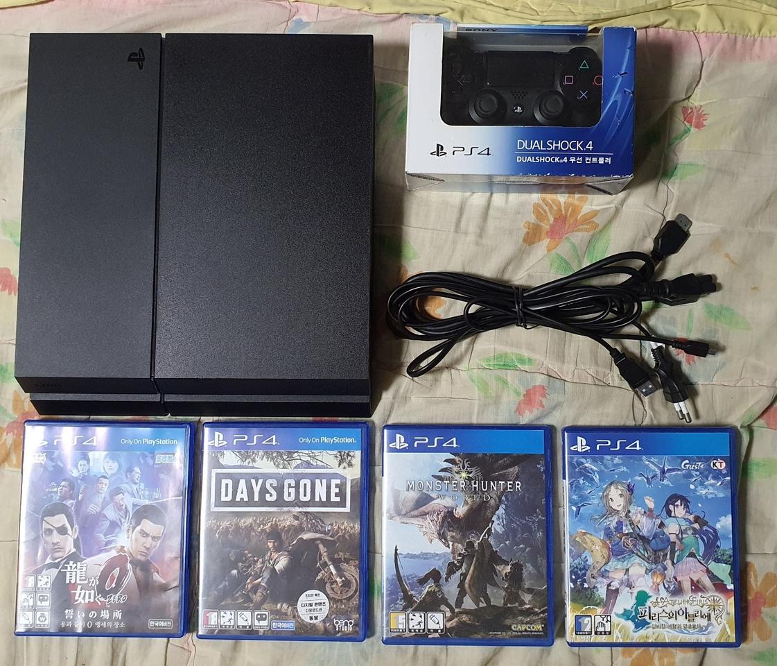 플스4 + 게임 4개 17만