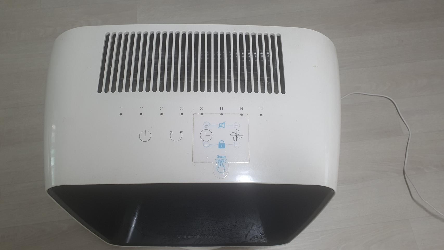 윈드엠프 af05 날개 없는 선풍기 팝니다 가격 절충가능.