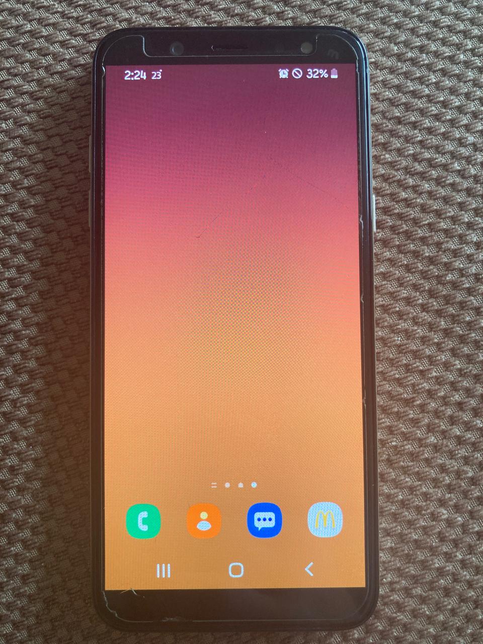 갤럭시a6 급쳐 !