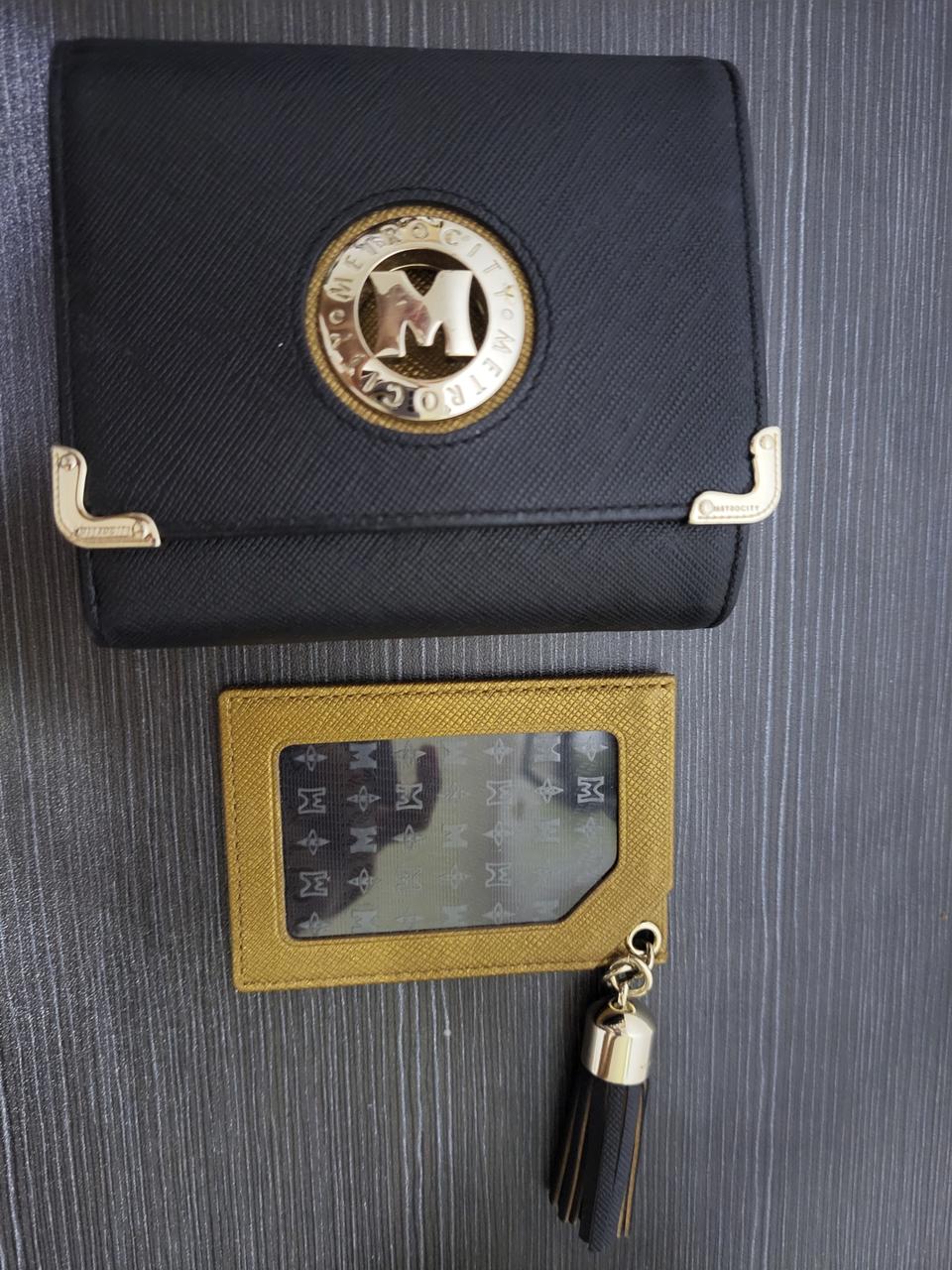 정품 메트로시티 반지갑