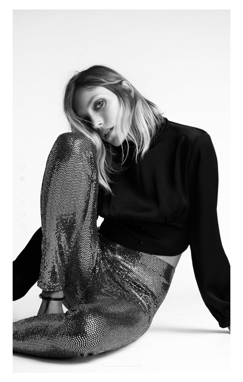 [새상품] 자라 새틴 크롭 탑 XS사이즈 정가 49,000원