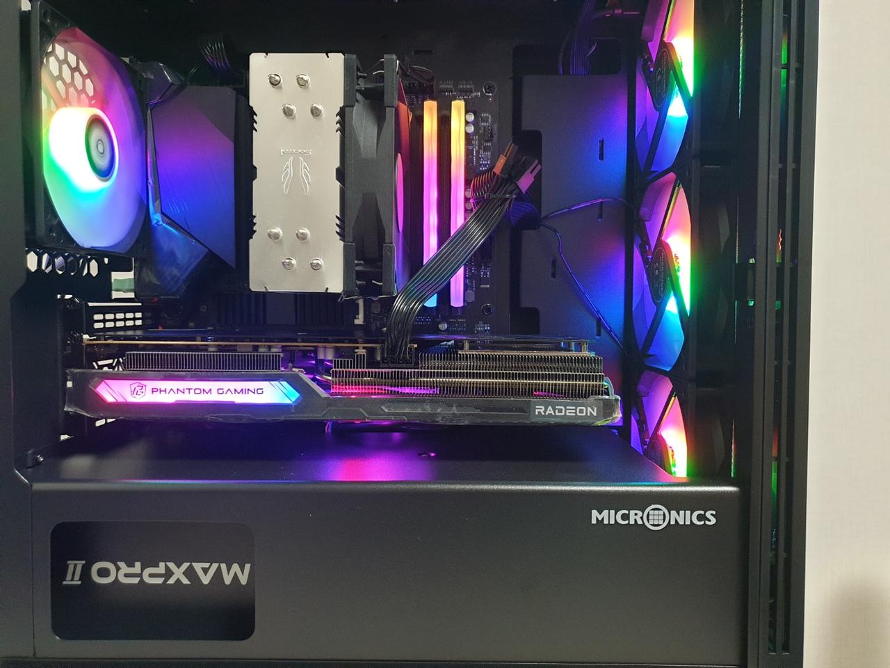 (신품)라이젠5600x 램32기가 에즈락RX 6600XT 팬텀OC 본체!