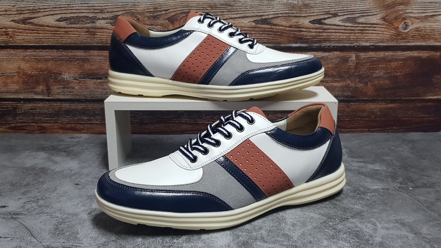 케쥬얼 신발 새제품 270 275  280