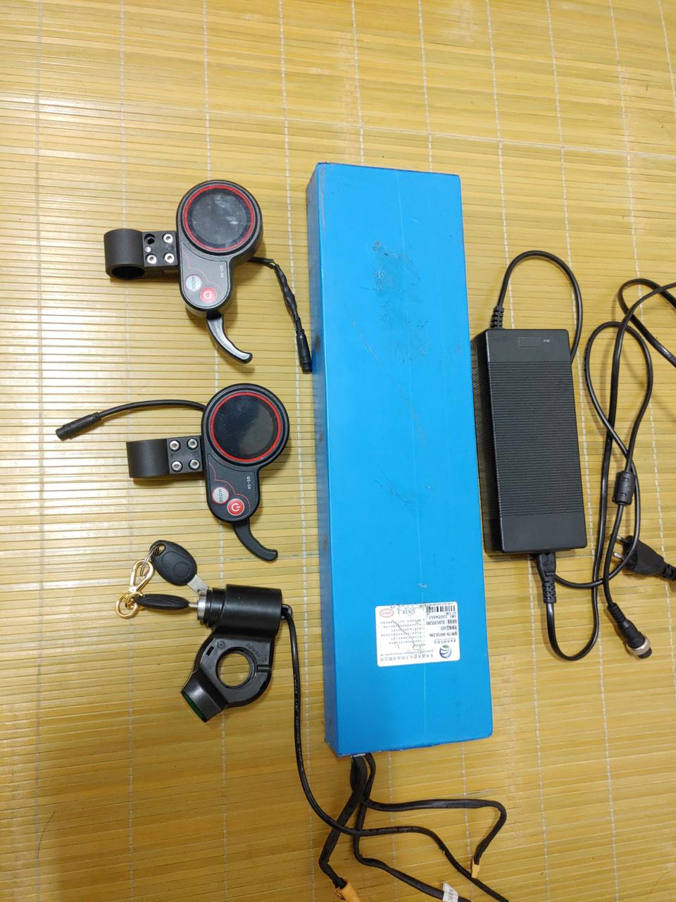 /계기판 스로틀 2개 / 키박스