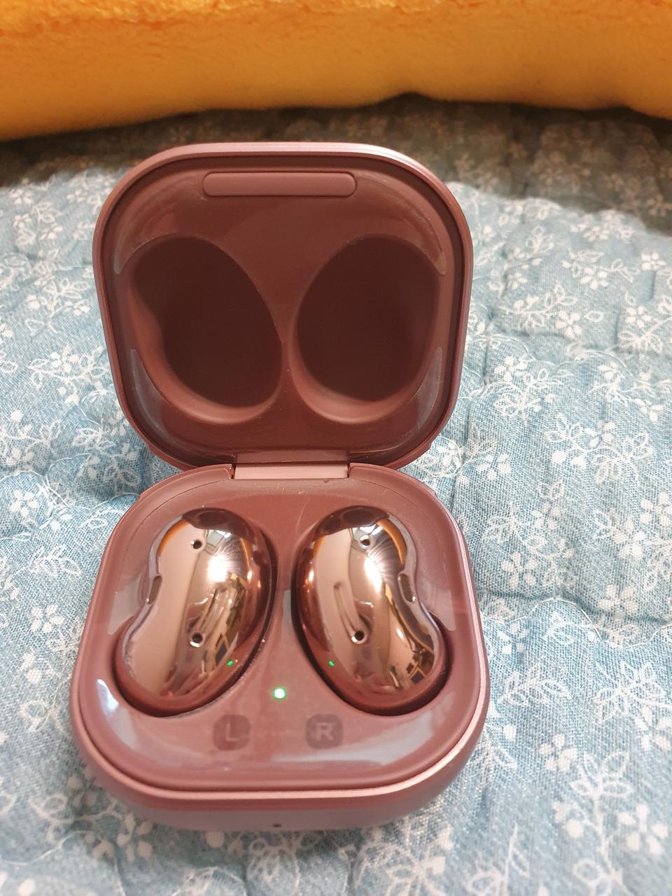 갤럭시버즈라이브 s급 팝니다