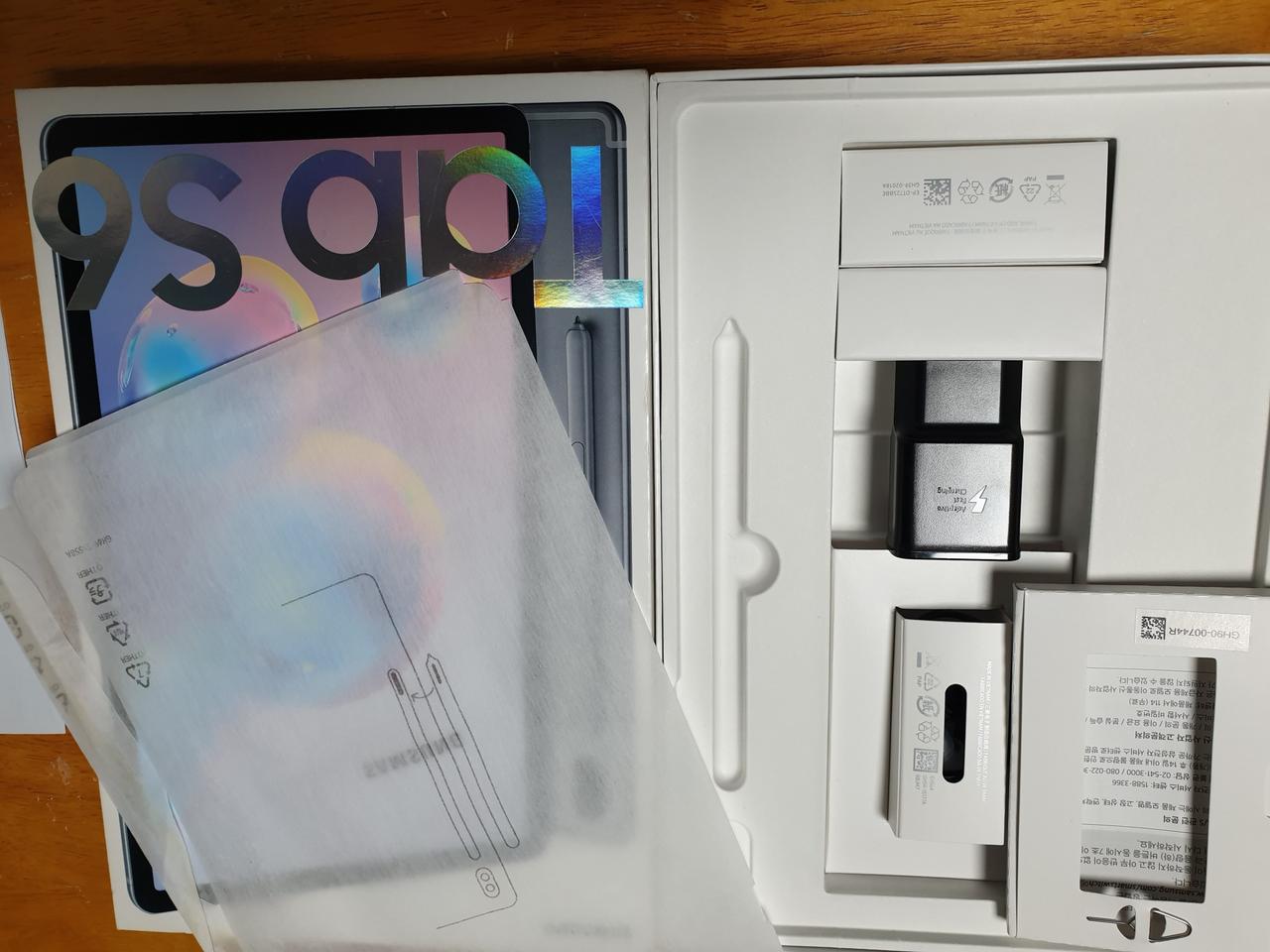 갤럭시탭 S6 128G LTE + 케이스