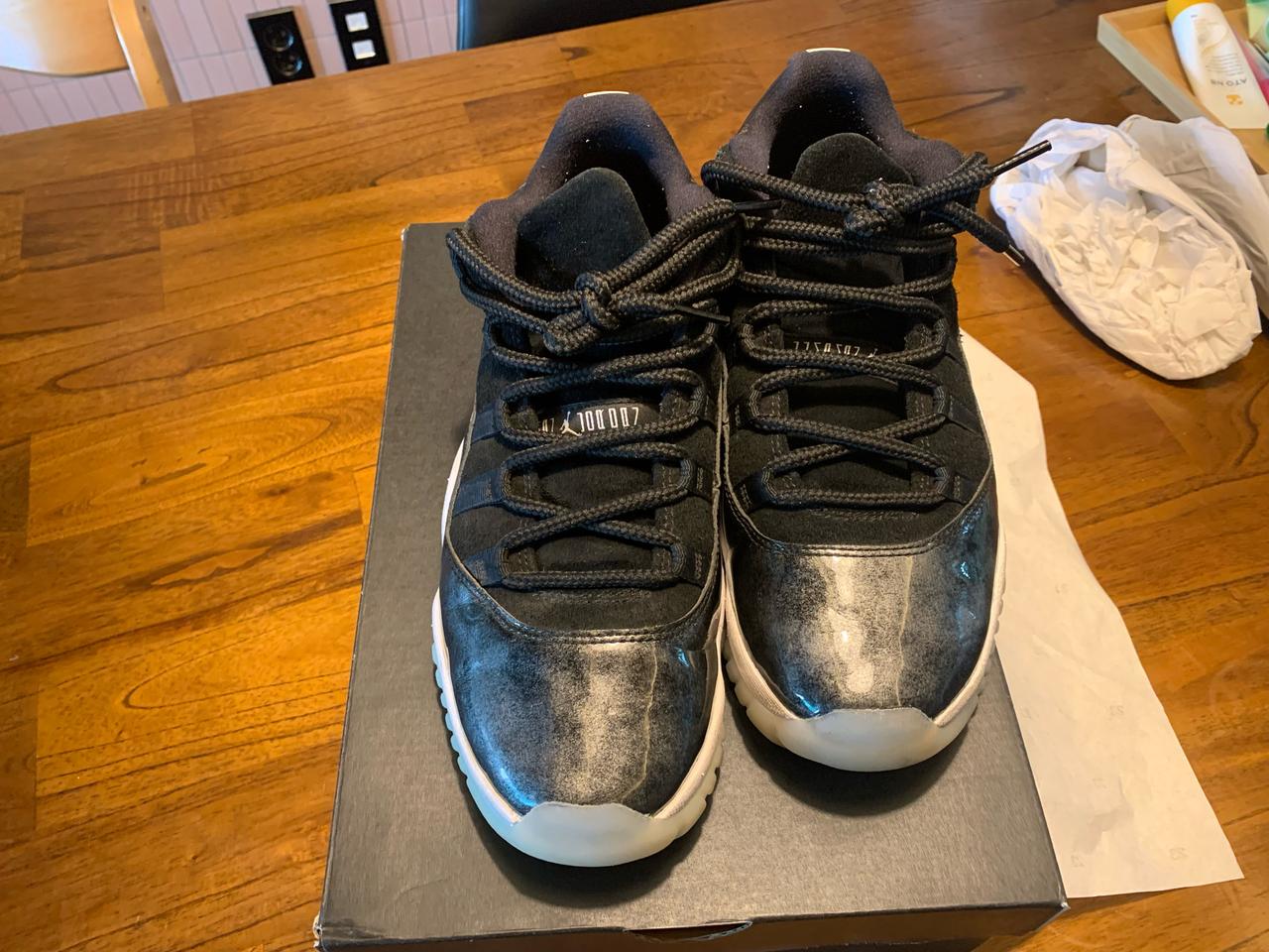 조던 11 레트로 로우 바론스 270mm