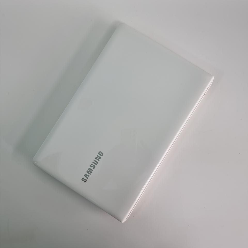 [인강용/사무/동영상용!!!] "백색슬림형" 삼성노트북 (사양필독) 팔아