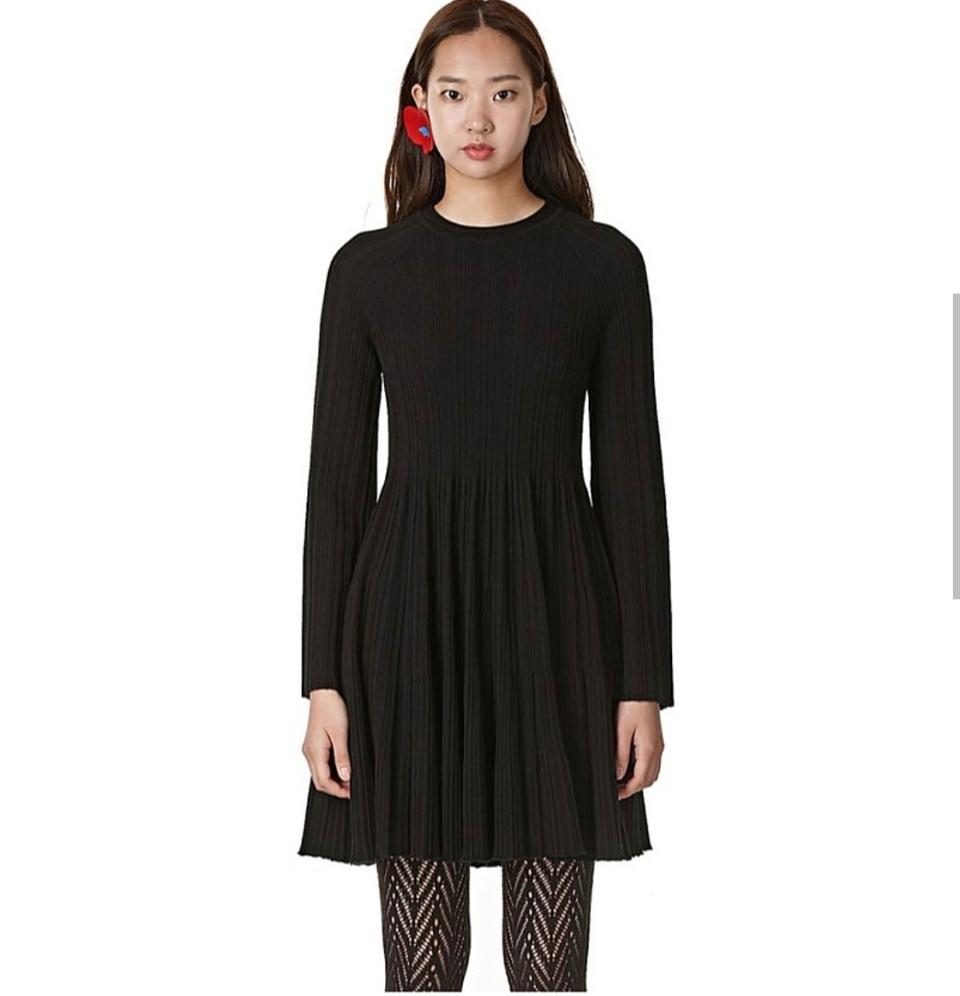 럭키슈에뜨 도톰 긴팔 니트 원피스 66