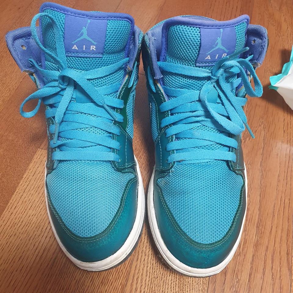 조던1 이비자블루 하이