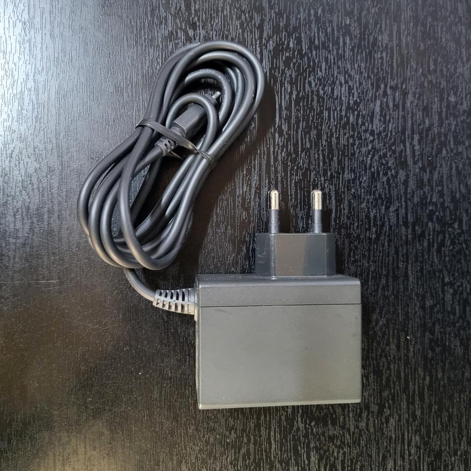 [스위치] 정품 충전기. 무료배송