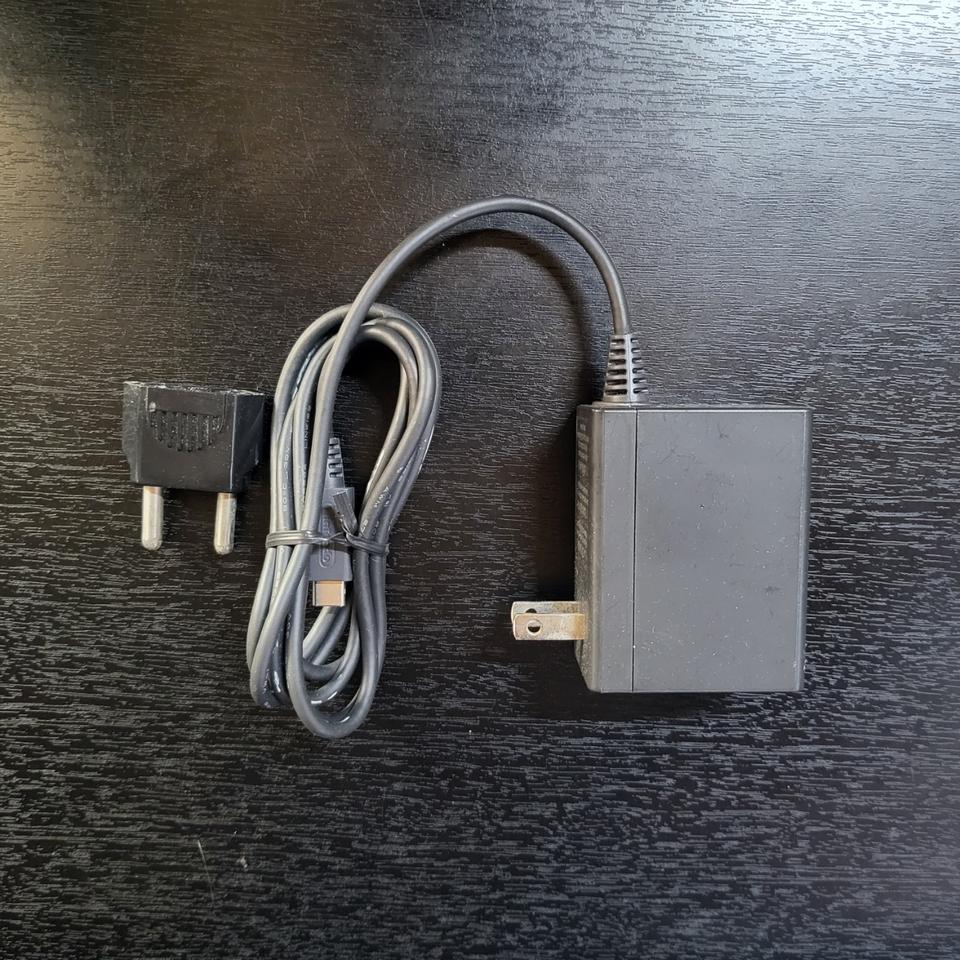 [스위치] 정품 충전기(해외판). 무료배송