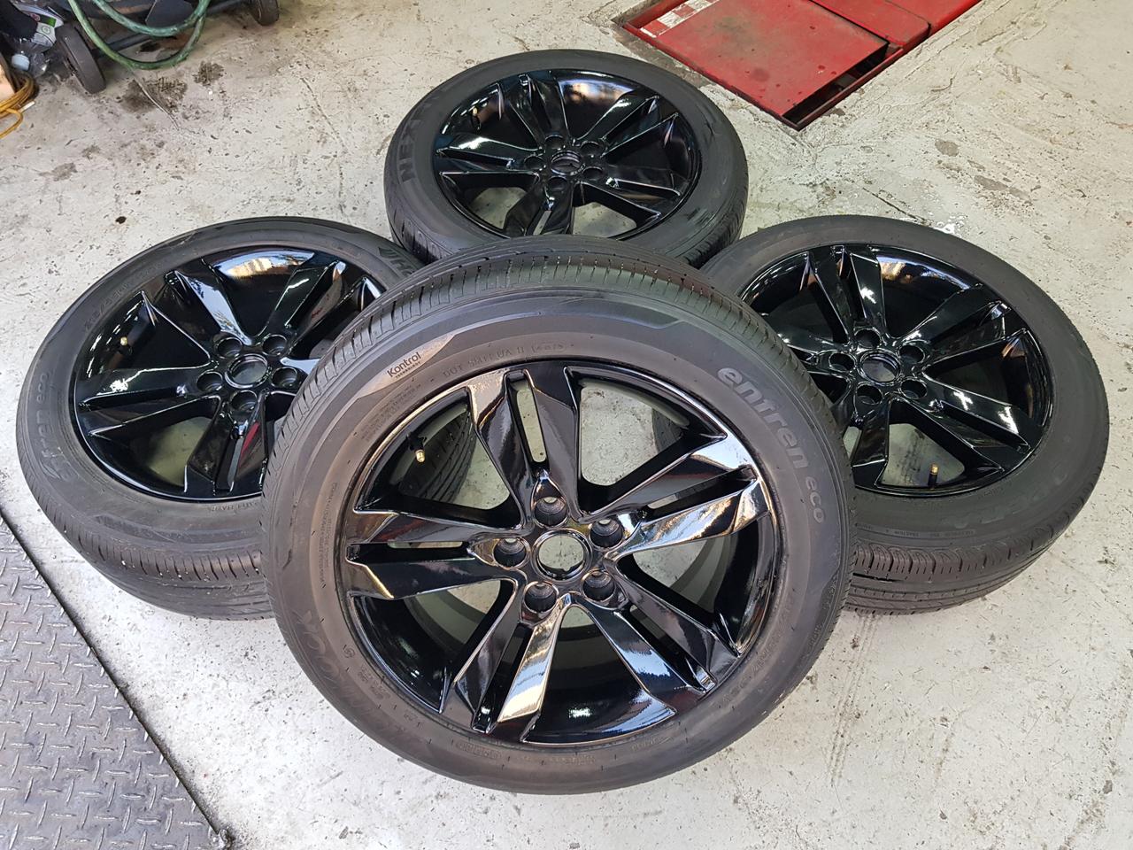 닛산 알티마 유광블랙 순정 17인치 휠타이어 판매합니다~