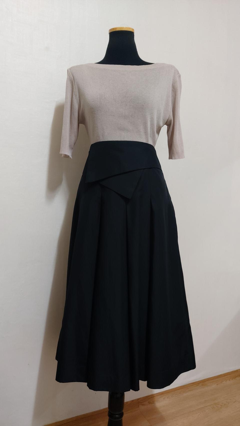 플라스틱아일랜드 플리츠치마