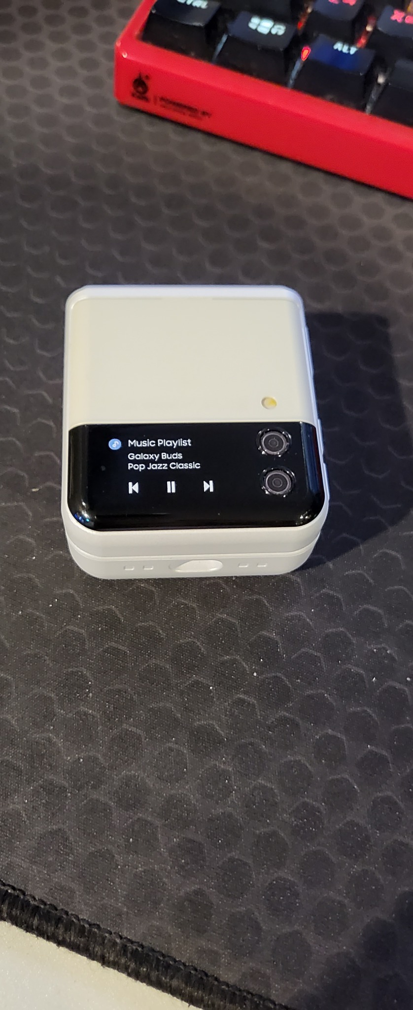 버즈2 + 플립케이스 같이팔아요