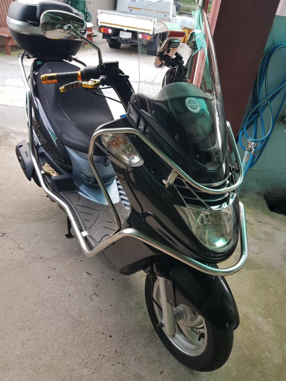 효성메가젯125오토바이