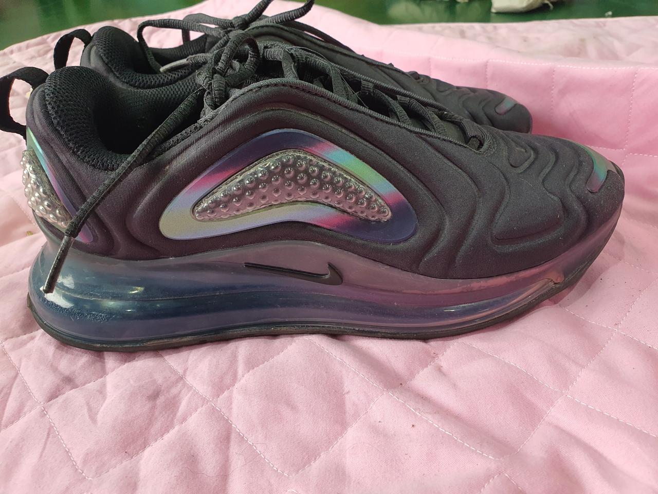 나이키 운동화270