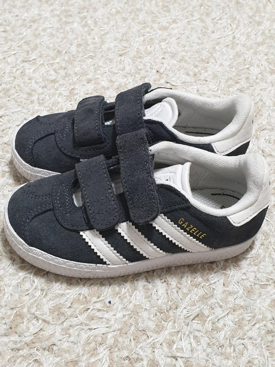 나이키 유아신발 남아 운동화 140cm 택포 세탁완료 6500