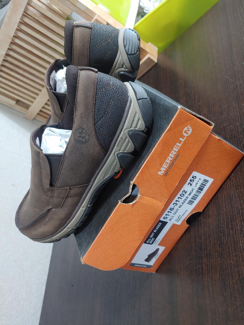 새상품 250  몽벨 트레킹화  남성 캐주얼화