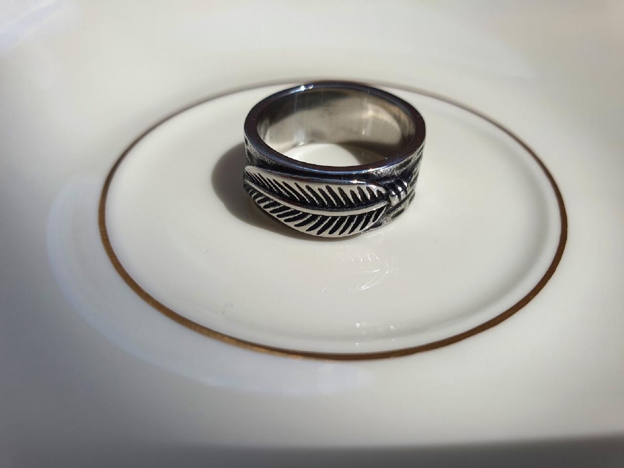 써지컬 스틸 나뭇잎 반지