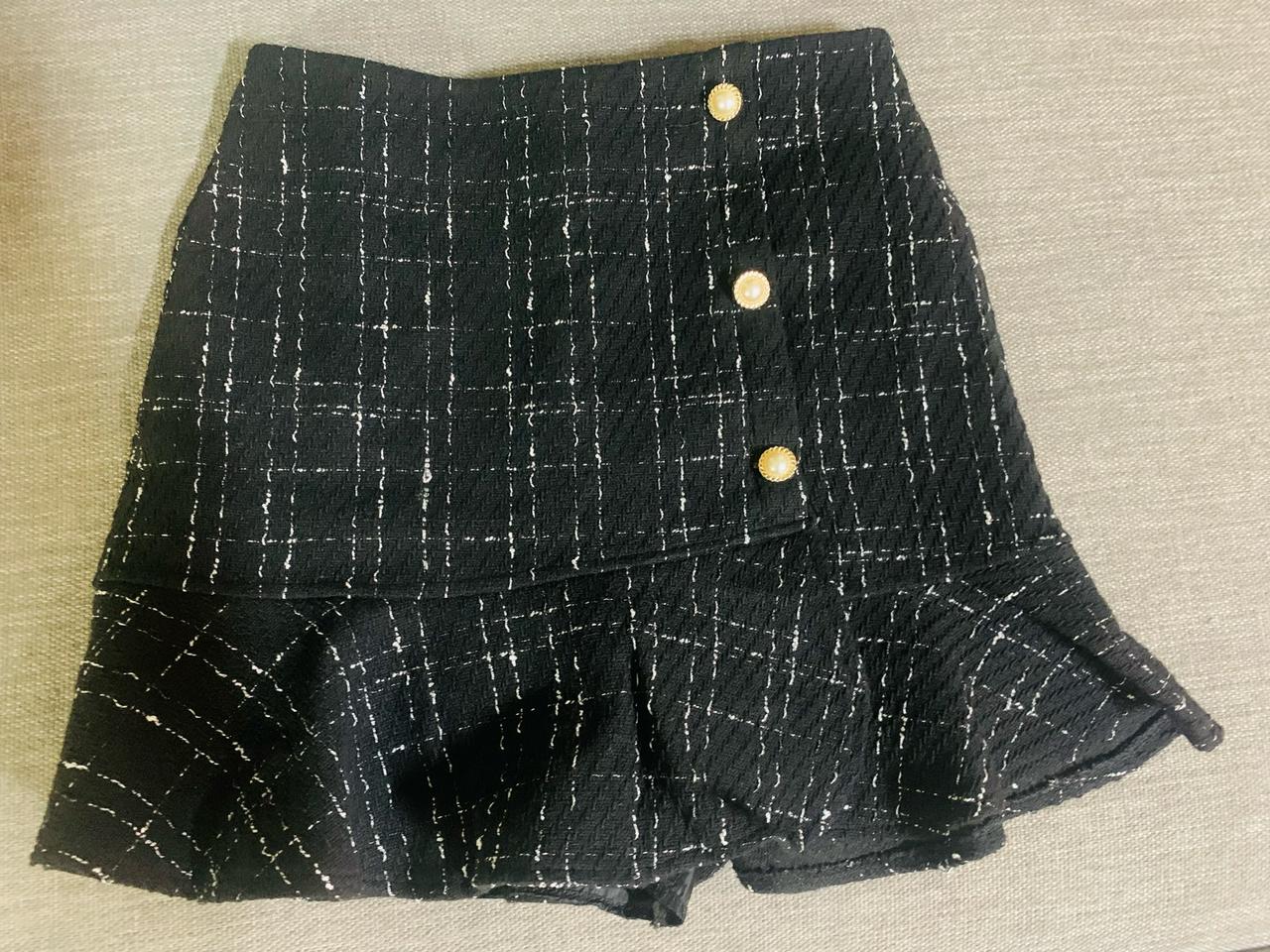 트위드치마 미니스커트 사이즈 스몰 (새옷) 하이웨스트 이며 속반바지 있어요