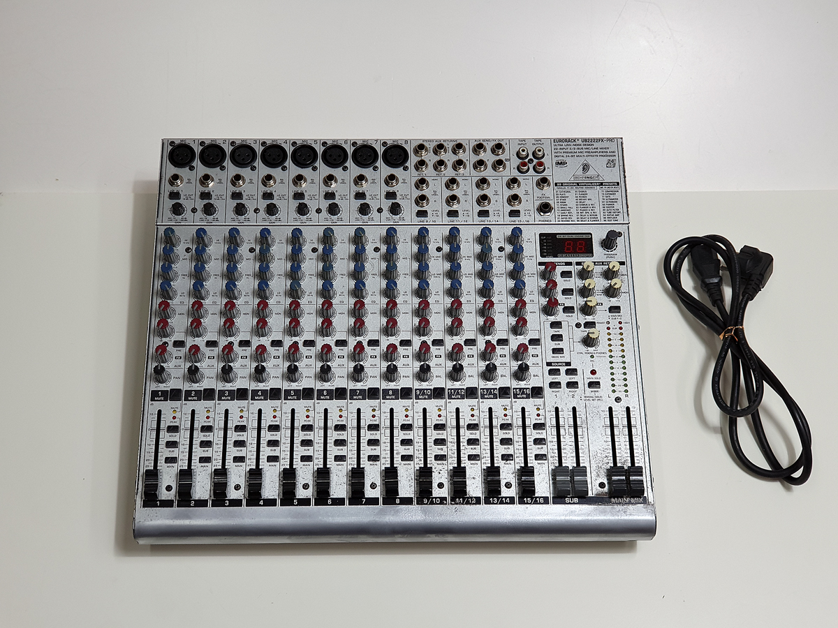 베링거 믹서 UB2222FX-PRO 이펙토 내장