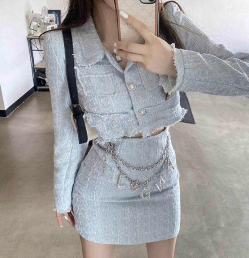 아이유 트위드 세트 (새옷 새상품) 사이즈 스몰 트위드 자켓 트위드스커트