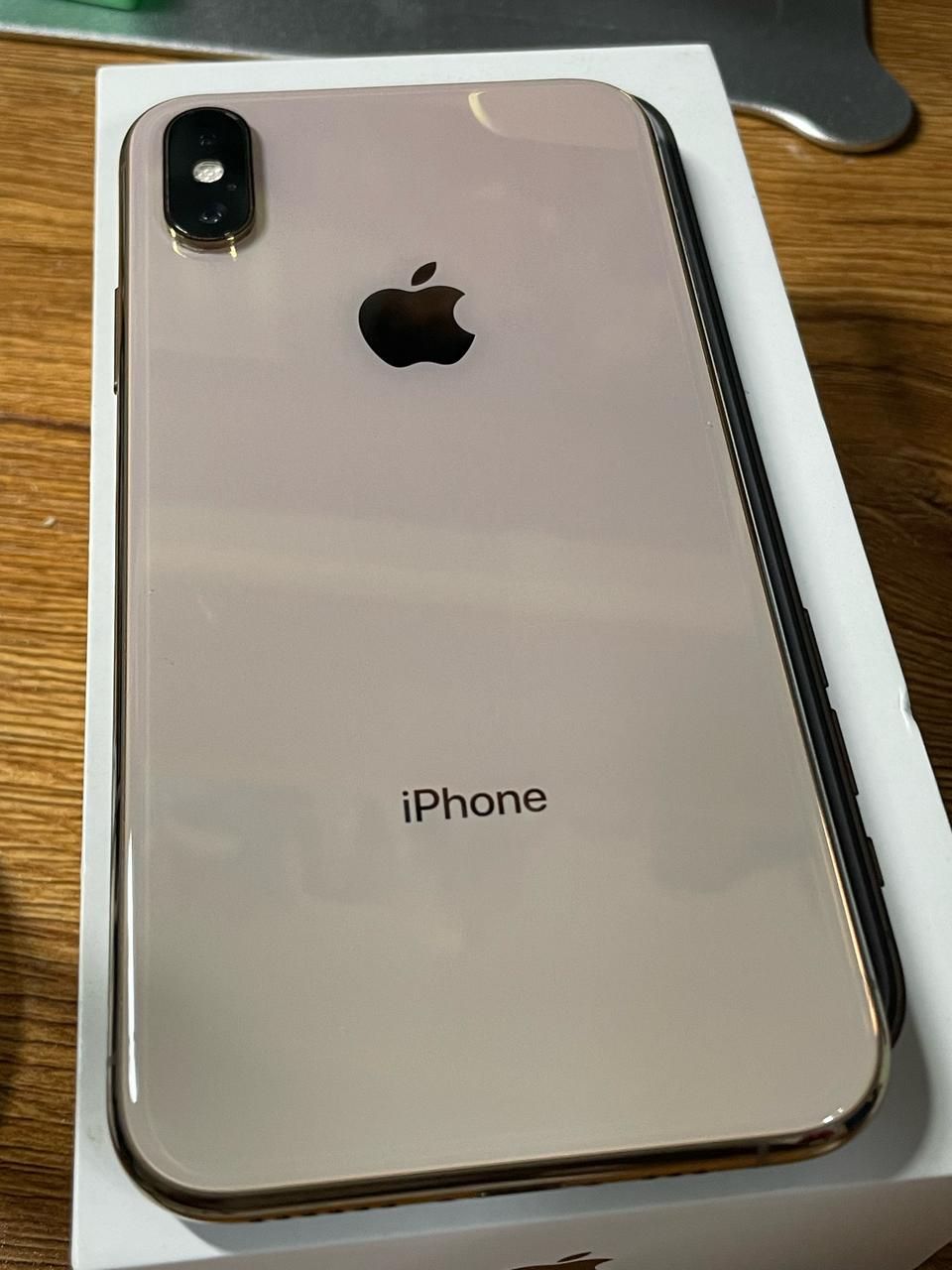 아이폰xs 64기가 박스풀셋 미국 언락폰