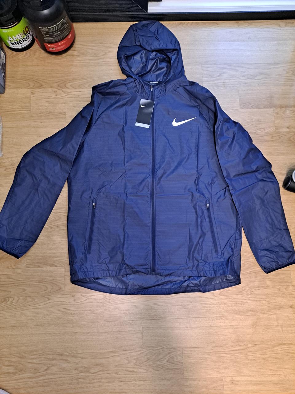 나이키 바람막이 새상품 무료배송(반값택배)