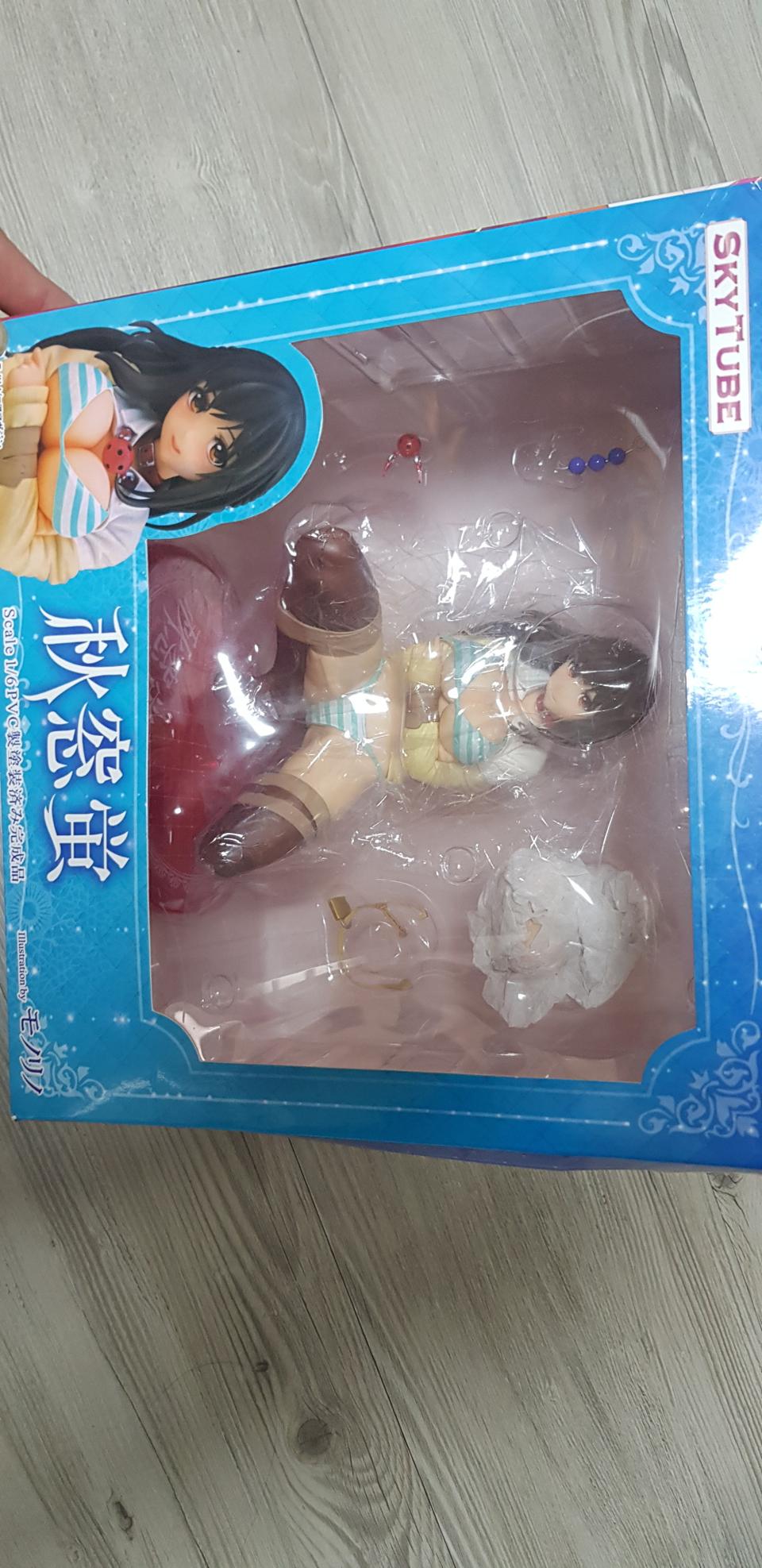 스카이튜브미소녀피규어팝니다