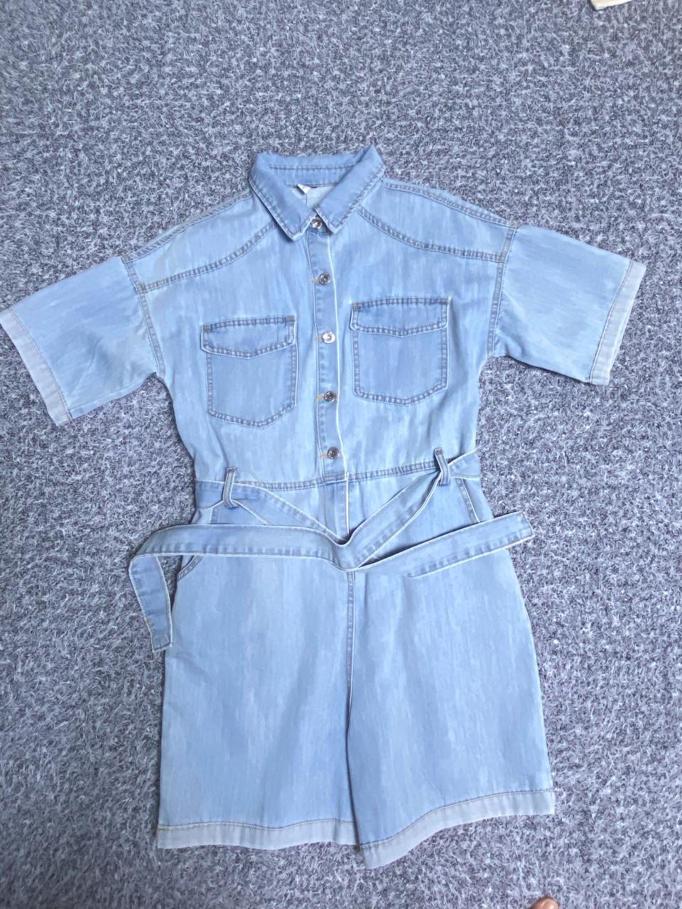 새상품)청 점프슈트팝니다