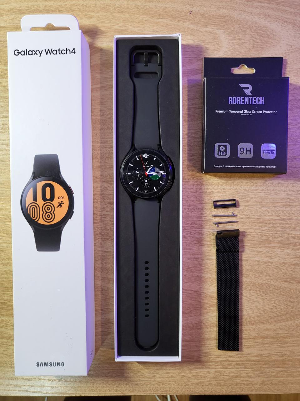 갤럭시워치4 44mm 판매 혹은  교환 (보호필름부착,추금2만)실버교환
