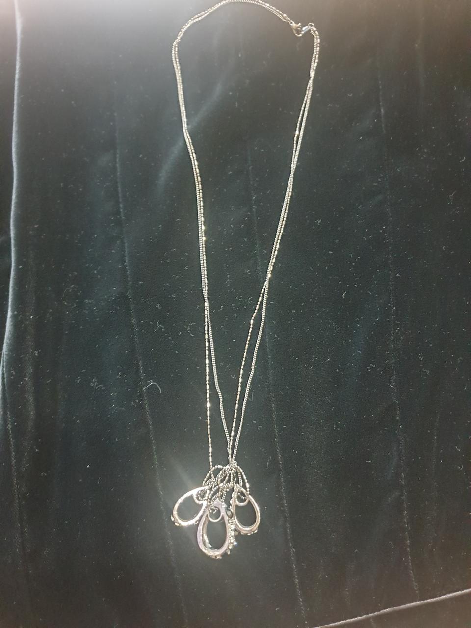 블랙 쎄련된 목걸이(새상품)