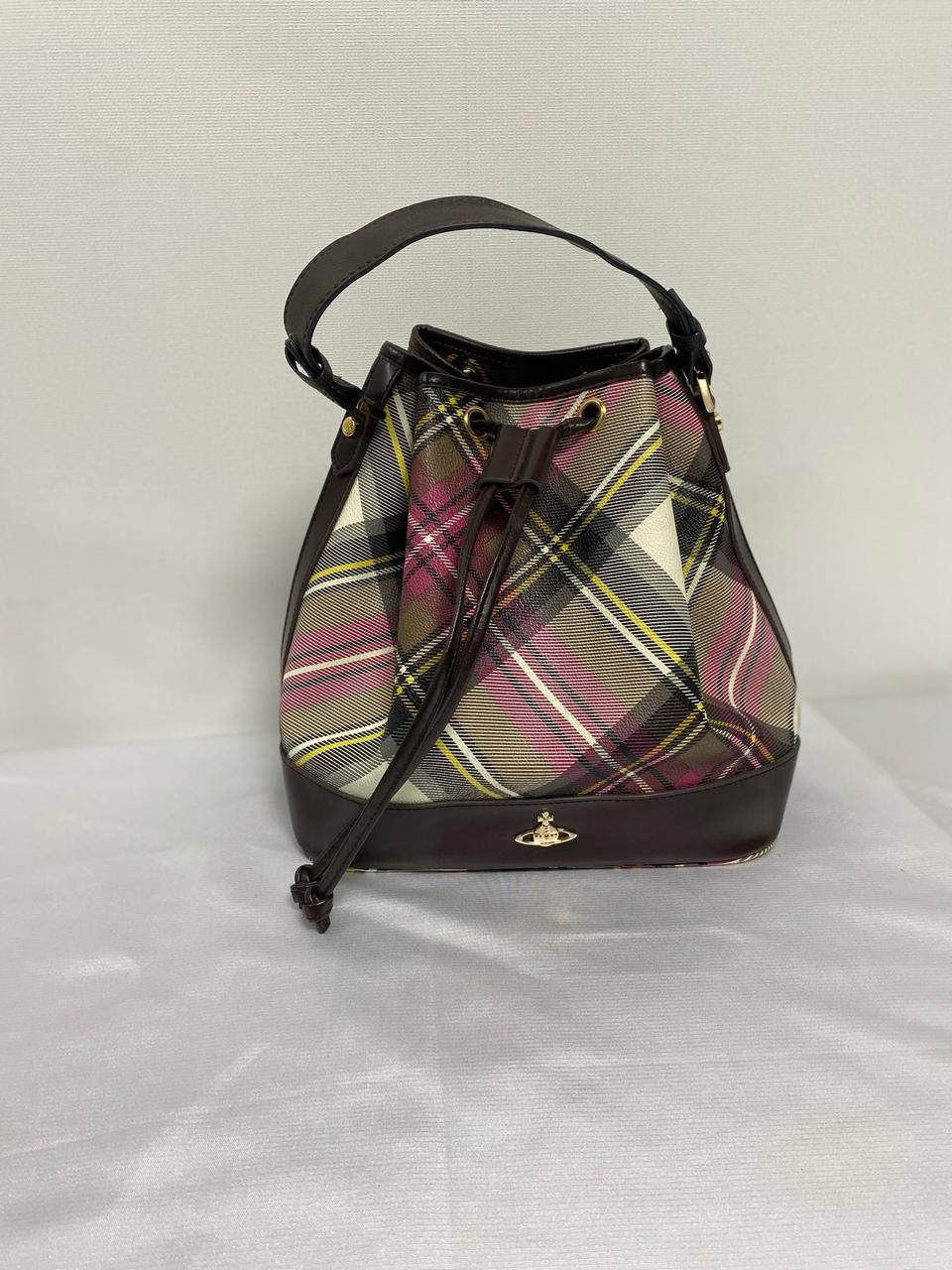 비비안웨스트우드 복조리 버킷백