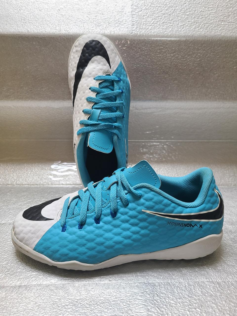 230 나이키 주니어 풋살화