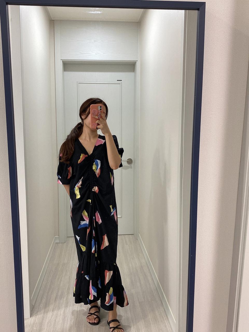 포인트 셔링 브이넥 프릴 반팔 롱원피스