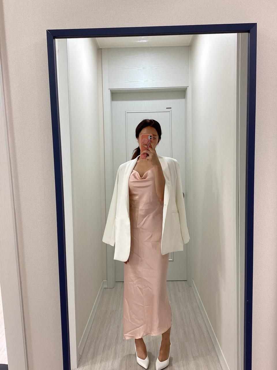 단추포인트 화이트 오피스룩 자켓