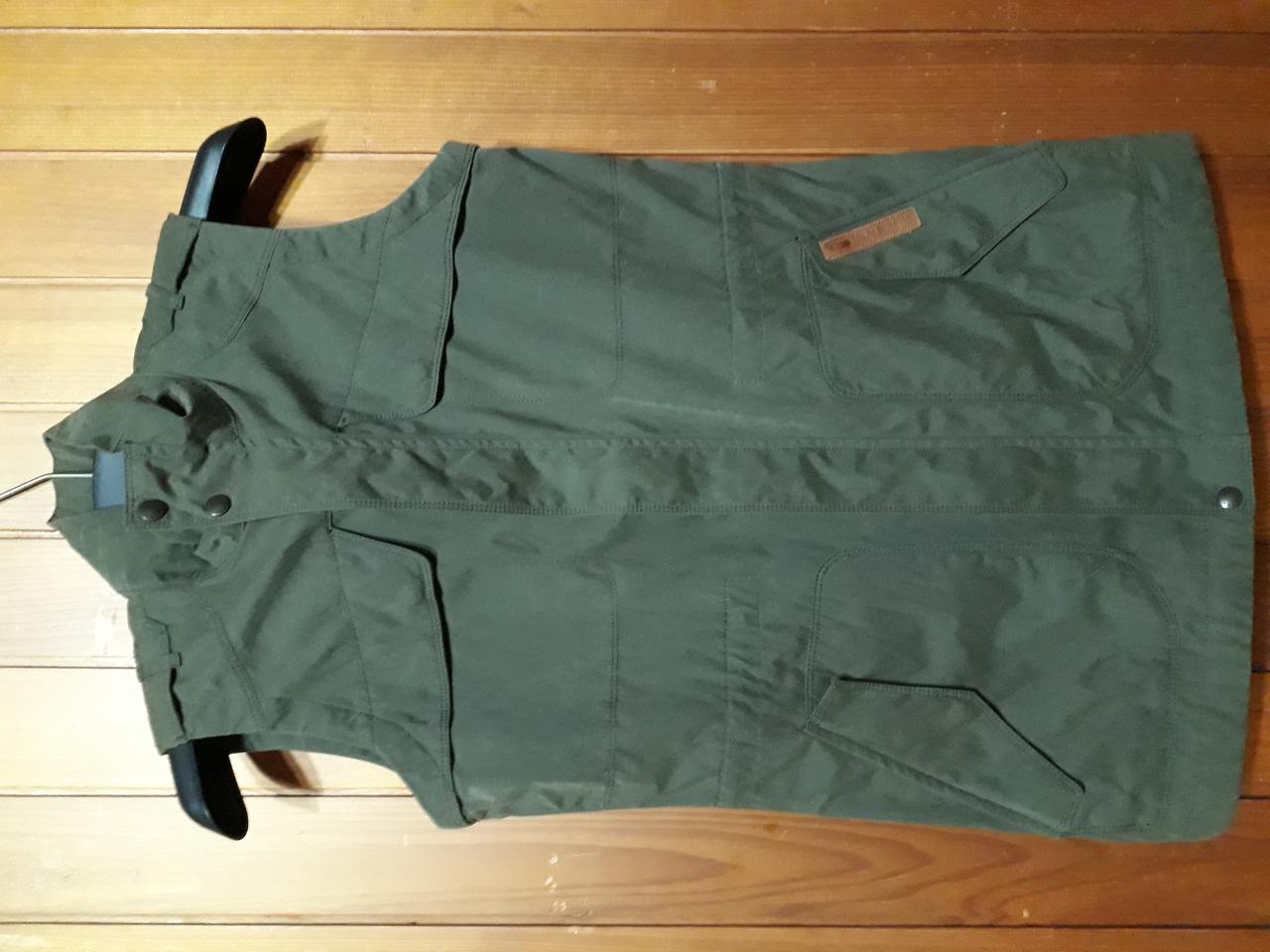 아이더 여성 춘추조끼입니다