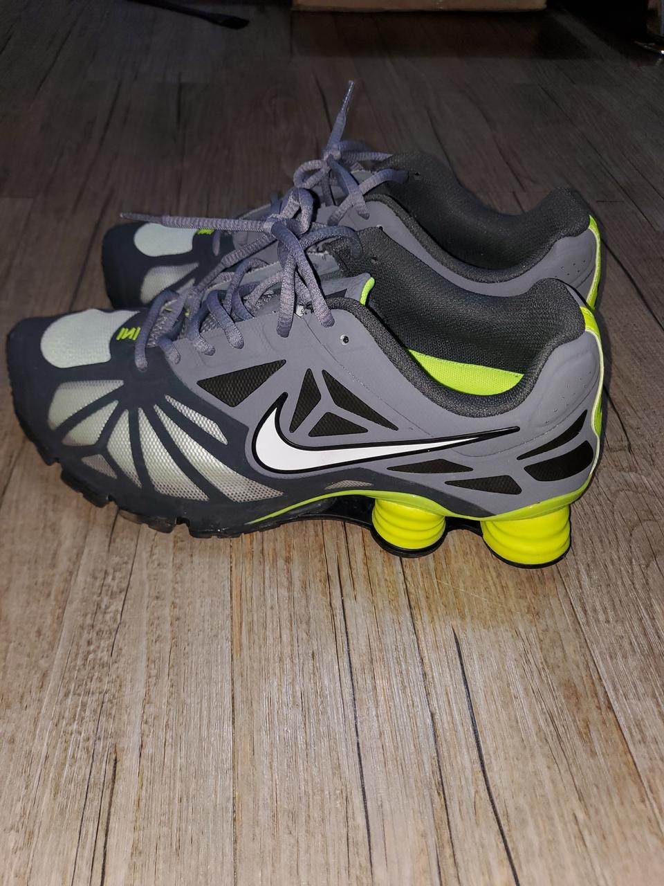 나이키 형광  270mm