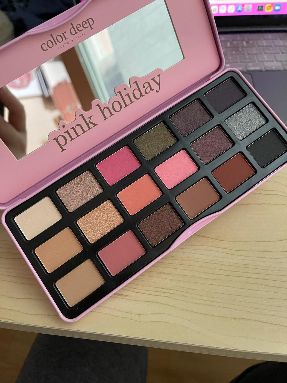 (새상품)컬러딥 아이섀도우 핑크홀리데이