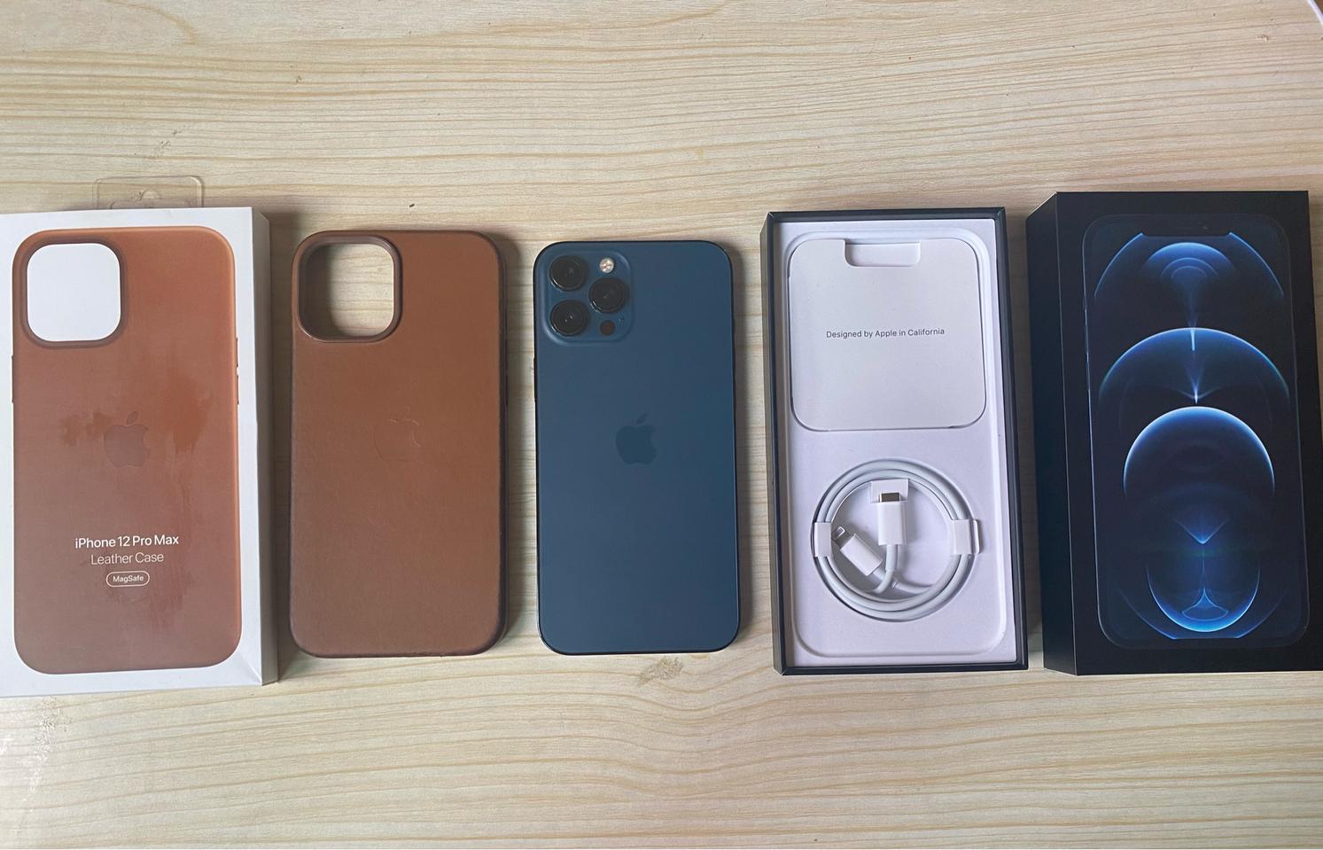 아이폰 12 Pro Max 퍼블 128GB+애플정품가죽케이스