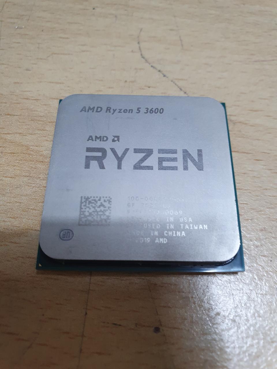 AMD 라이젠5 3세대 3600 마티스 정품 쿨러포함 팝니다.