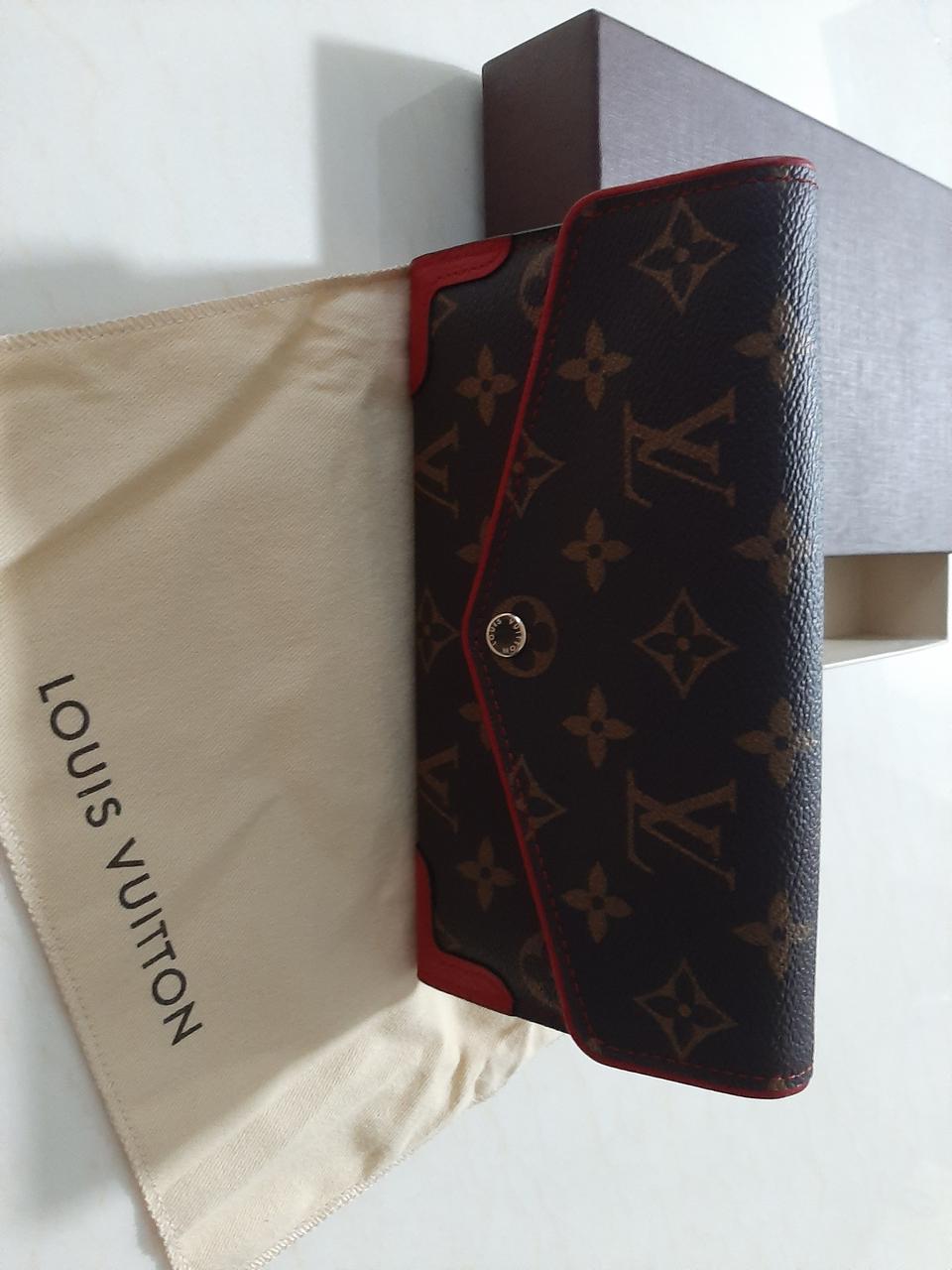가격내림<새상품> 루이비통 장지갑