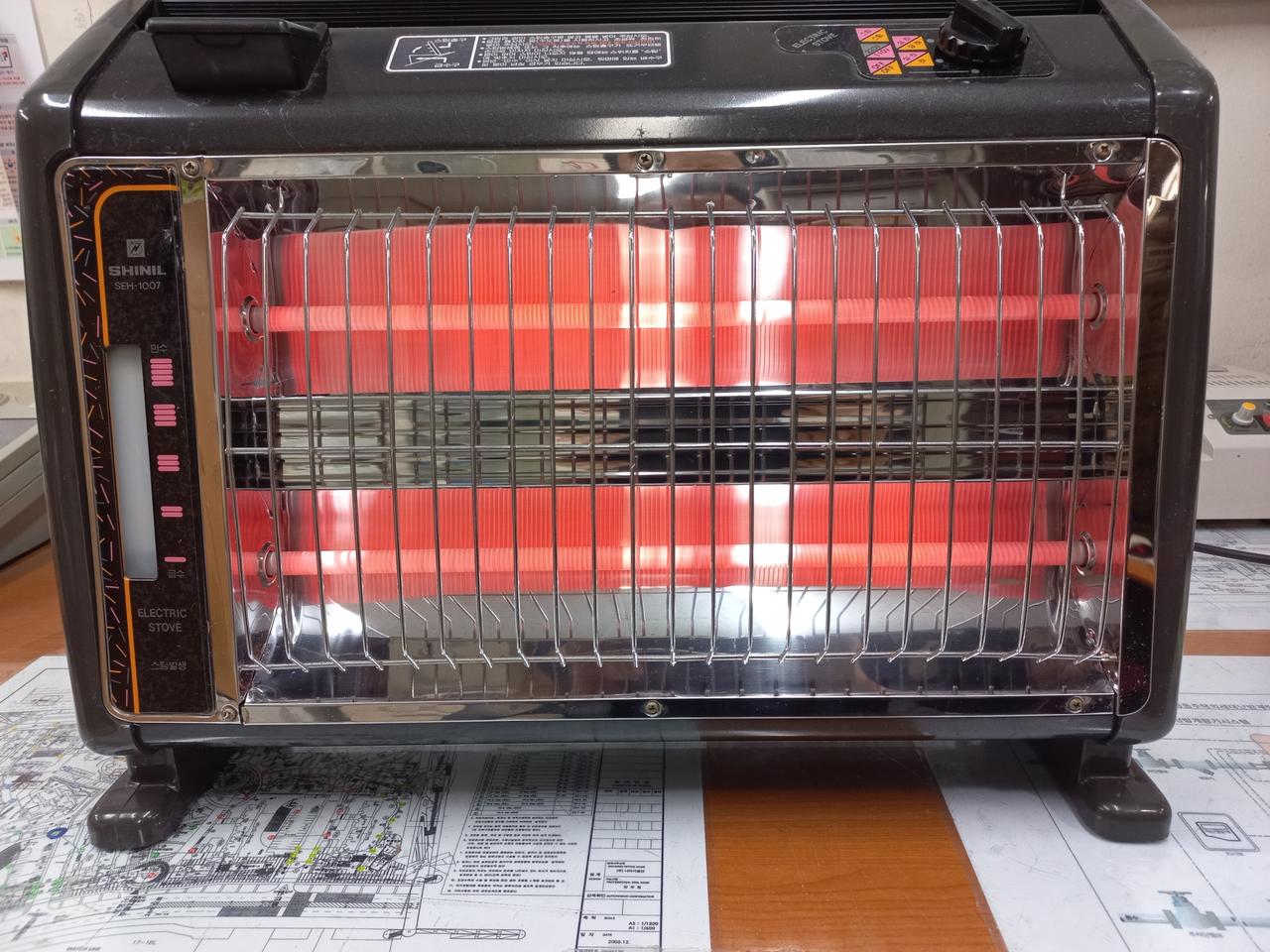 신일전기스토브 90년에제작골동품