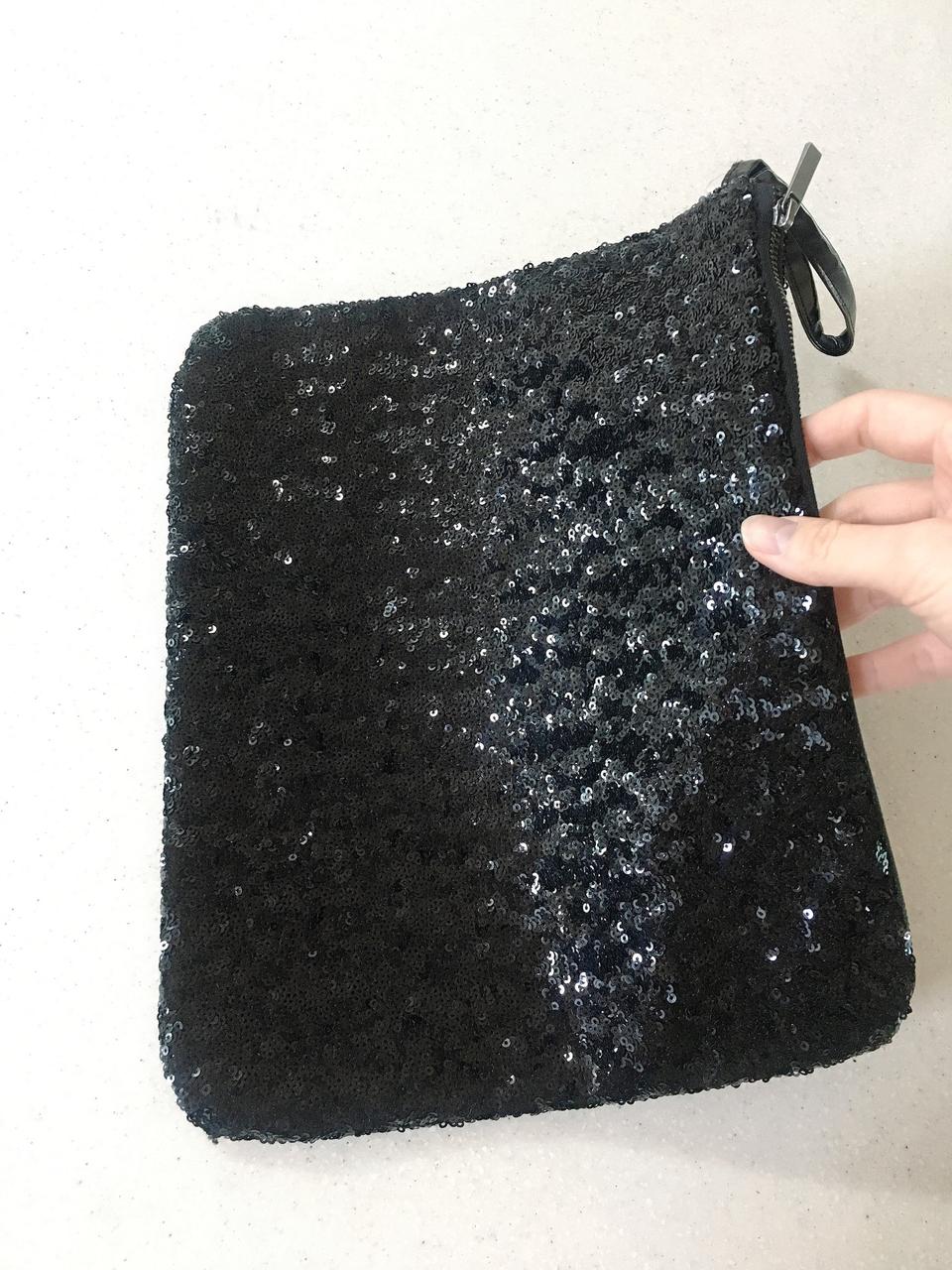 블랙 빤짝이 파우치 (밤 외출용)