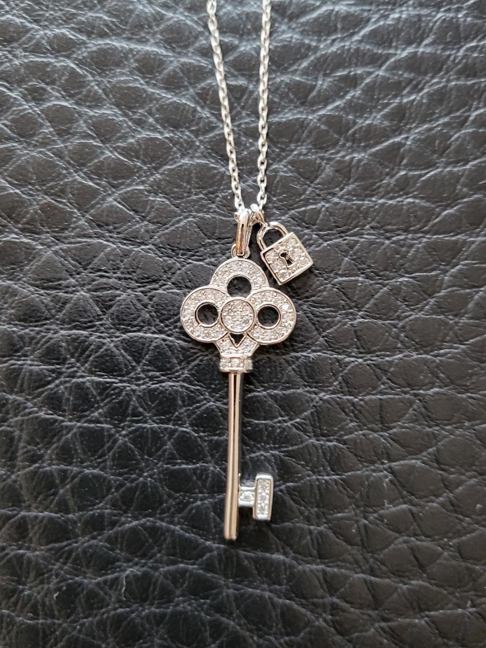 클로버 열쇠목걸이